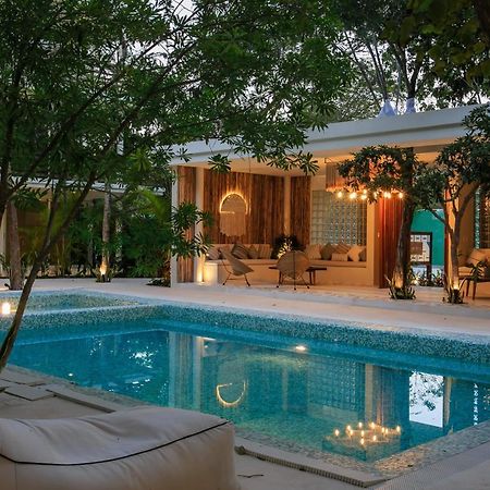 Charming Nature-Inspired Condos With Sultry Surroundings By Stella Rentals トゥルム エクステリア 写真