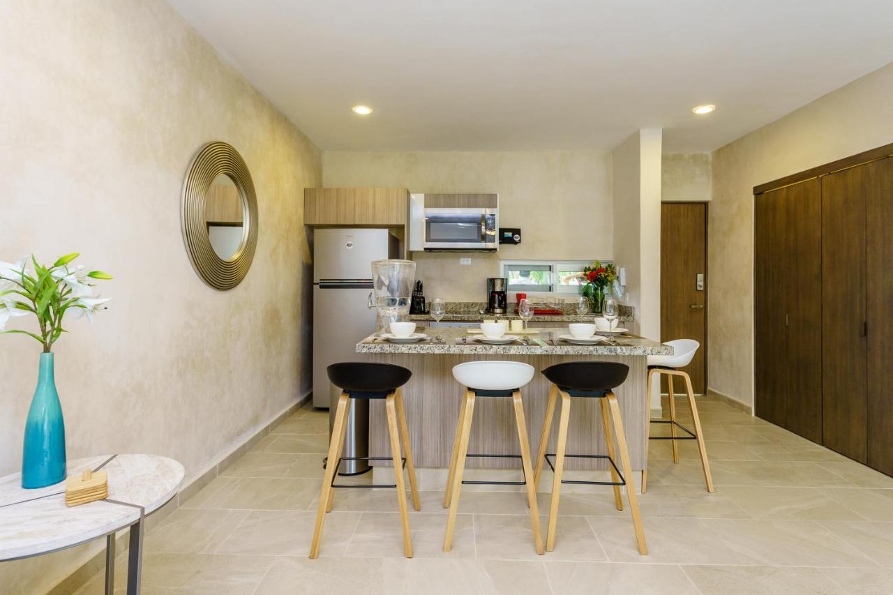 Charming Nature-Inspired Condos With Sultry Surroundings By Stella Rentals トゥルム エクステリア 写真