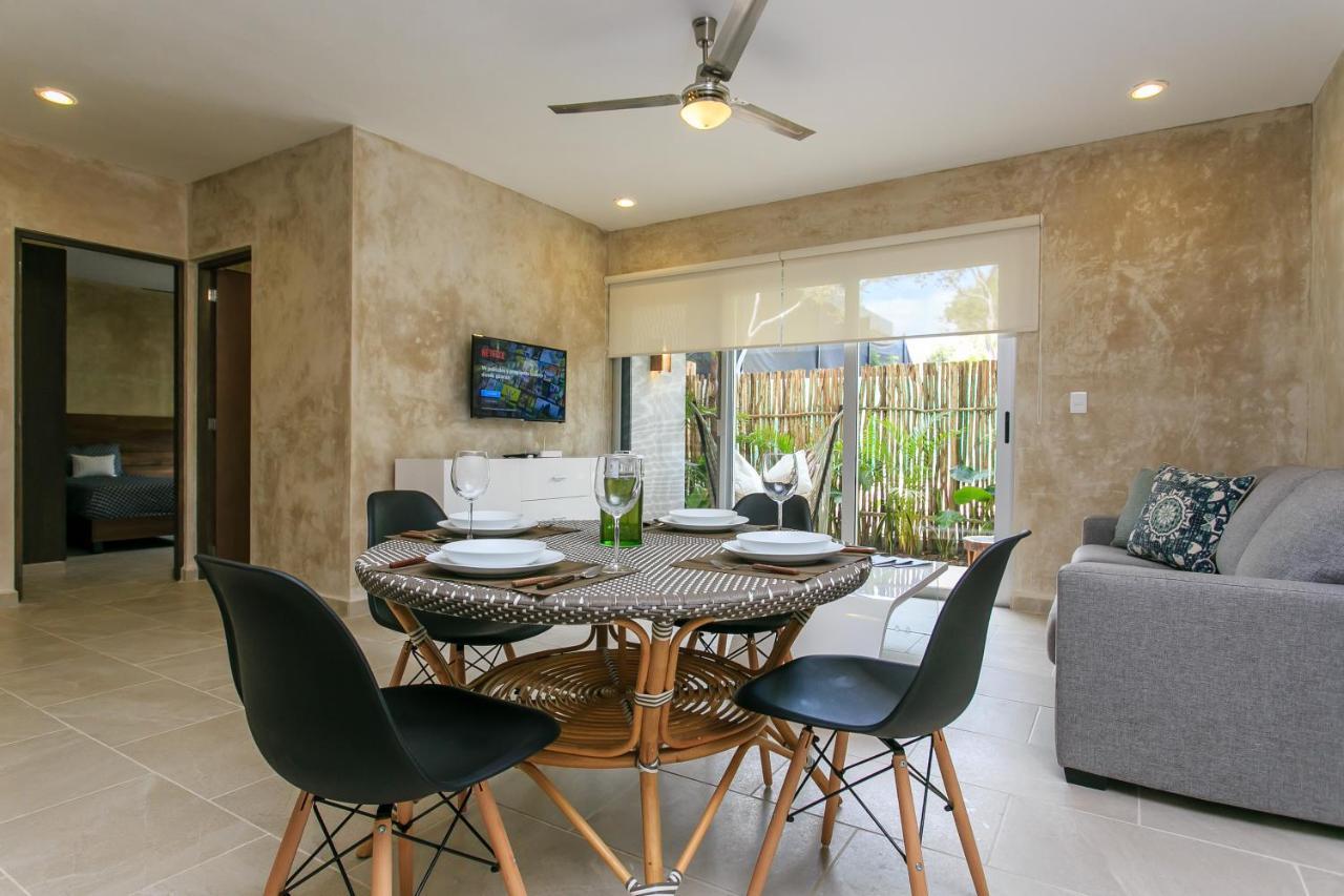 Charming Nature-Inspired Condos With Sultry Surroundings By Stella Rentals トゥルム エクステリア 写真