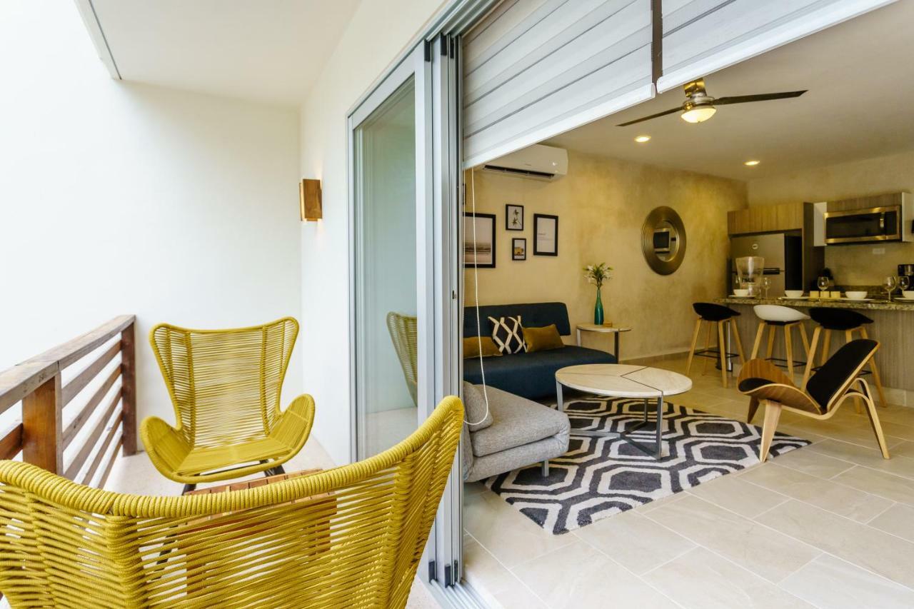 Charming Nature-Inspired Condos With Sultry Surroundings By Stella Rentals トゥルム エクステリア 写真